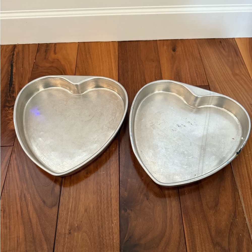 Heart-Shaped Silver Baking Pans set of 2